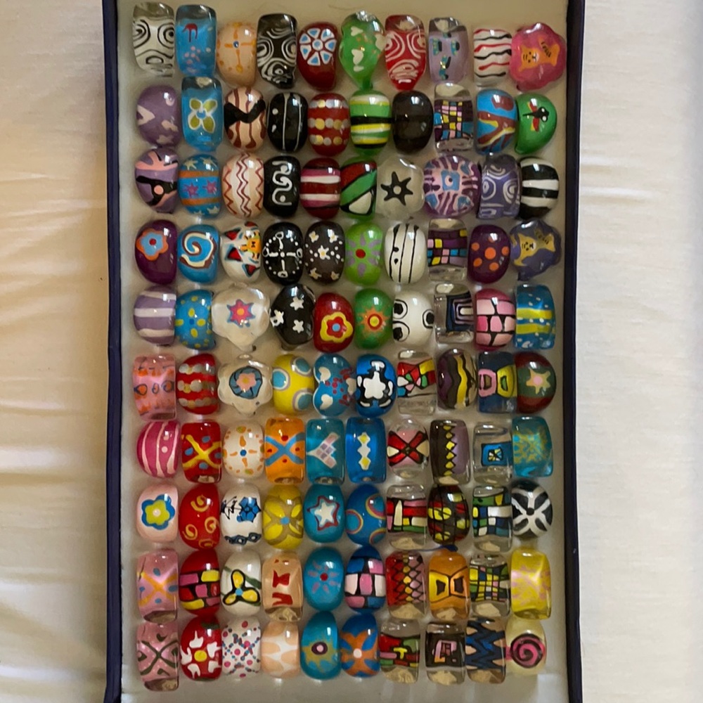 100 90s chunky lucite rings